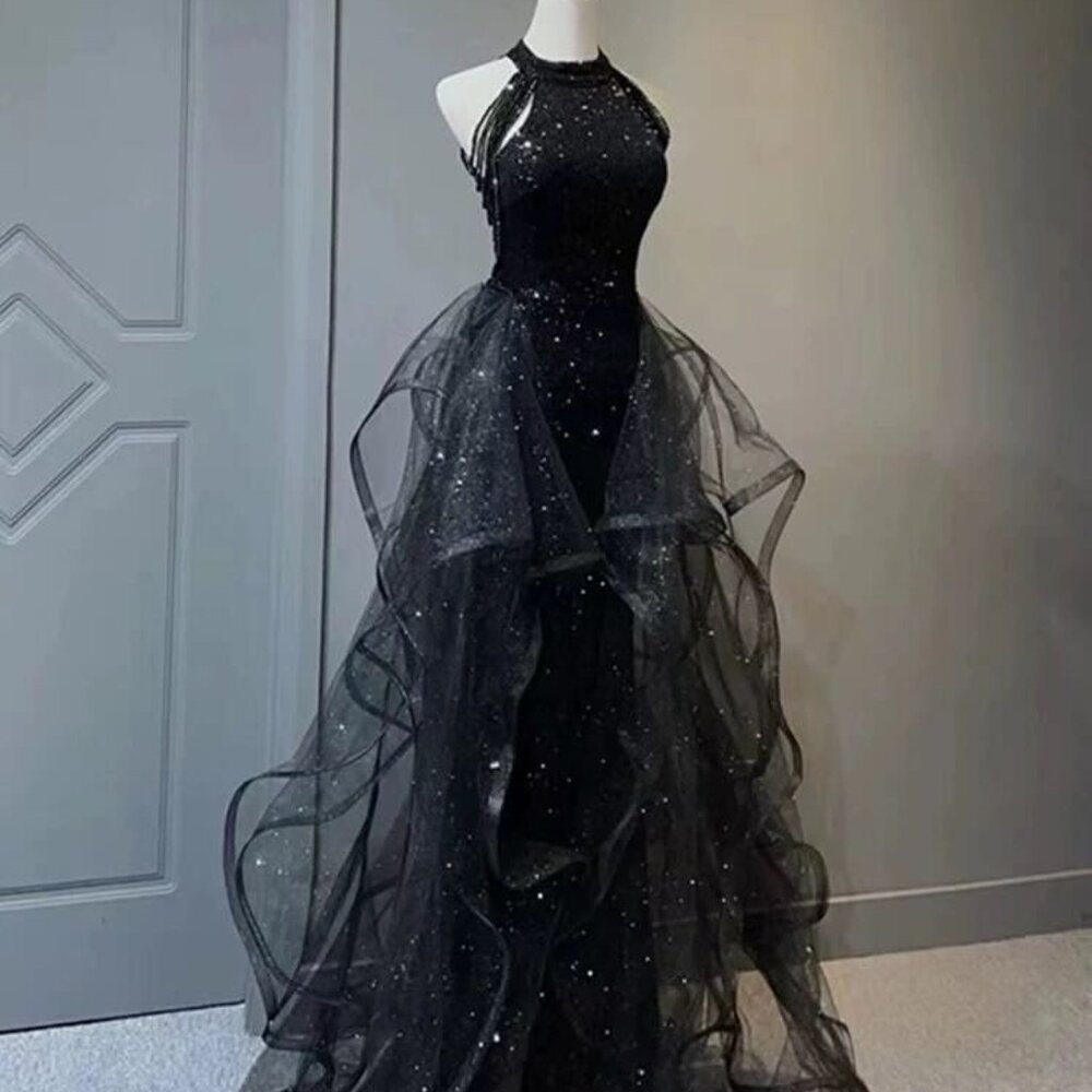 Glamorous Black Evening Maxi Dress